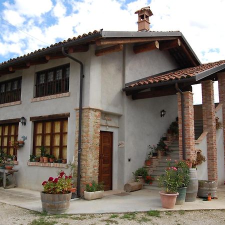 Agriturismo 'D Raine Montelupo Albese Екстериор снимка